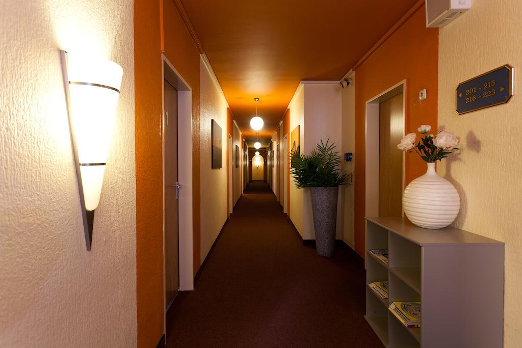 City Hotel ドルトムント エクステリア 写真
